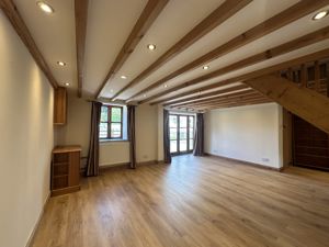Lounge- click for photo gallery